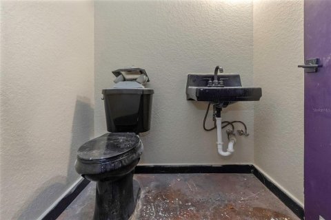 Commercial property in Saint Pete Beach, Florida 193.79 sq.m. № 1828035 - photo 19