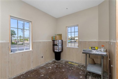 Commercial property in Saint Pete Beach, Florida 193.79 sq.m. № 1828035 - photo 6