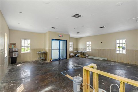 Commercial property in Saint Pete Beach, Florida 193.79 sq.m. № 1828035 - photo 10