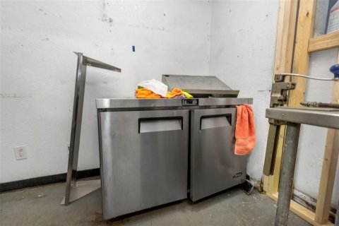 Commercial property in Saint Pete Beach, Florida 193.79 sq.m. № 1828035 - photo 26