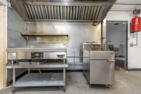 Commercial property in Saint Pete Beach, Florida 193.79 sq.m. № 1828035 - photo 24