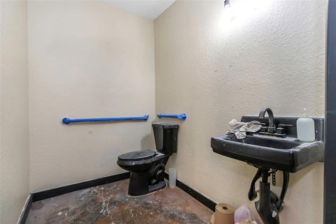 Commercial property in Saint Pete Beach, Florida 193.79 sq.m. № 1828035 - photo 30