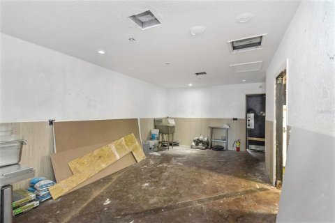 Commercial property in Saint Pete Beach, Florida 193.79 sq.m. № 1828035 - photo 17