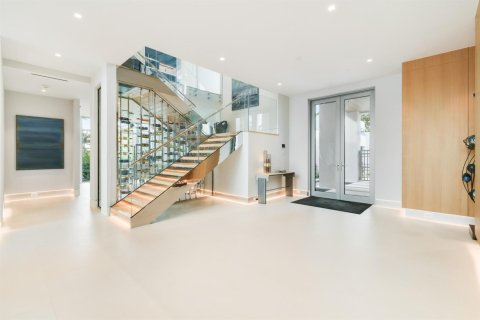 House in West Palm Beach, Florida 7 bedrooms, 927.81 sq.m. № 2180803 - photo 16