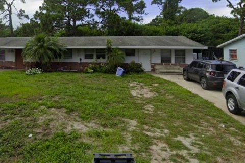 Propiedad comercial en St. Lucie, Florida 170.57 m2 № 2193099