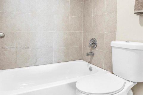 Condominio en venta en Cutler Bay, Florida, 2 dormitorios, 104.33 m2 № 1848254 - foto 30