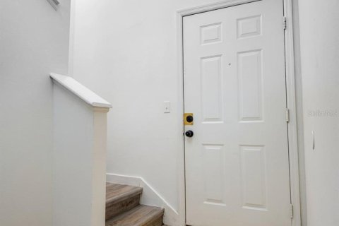 Condo in Orlando, Florida, 2 bedrooms  № 2383765 - photo 7