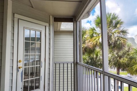 Condo in Orlando, Florida, 2 bedrooms  № 2383765 - photo 20