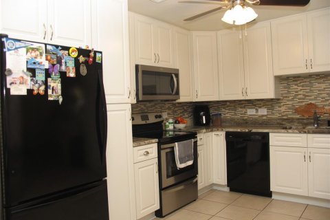Casa en venta en Ormond Beach, Florida, 3 dormitorios, 195.09 m2 № 1785597 - foto 18