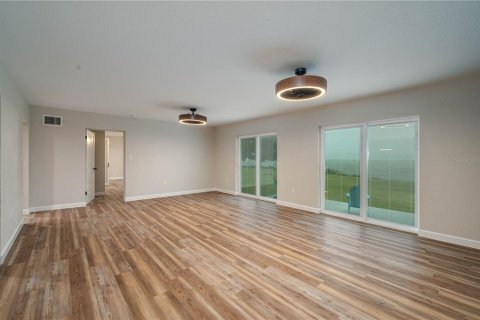 House in Winter Haven, Florida 3 bedrooms, 187.48 sq.m. № 1805764 - photo 20