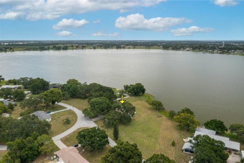 House in Winter Haven, Florida 3 bedrooms, 187.48 sq.m. № 1805764 - photo 7