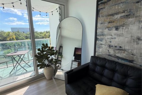 Снять в аренду квартиру в Санни-Айлс-Бич, Флорида 2 спальни, 126.07м2, № 2022171 - фото 3