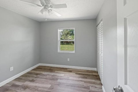 Casa en venta en Melbourne, Florida, 4 dormitorios, 110.74 m2 № 1898617 - foto 8