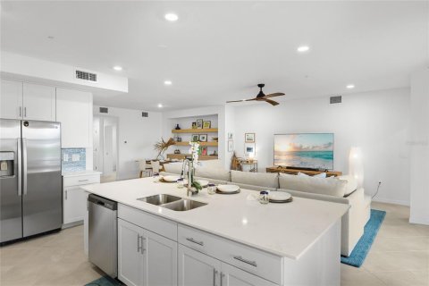 Condo in Venice, Florida, 3 bedrooms  № 2391593 - photo 12