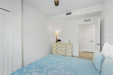 Condo in Venice, Florida, 3 bedrooms  № 2391593 - photo 23