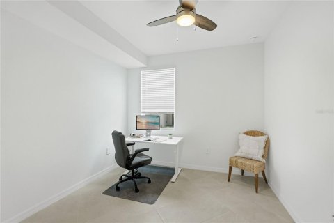 Condo in Venice, Florida, 3 bedrooms  № 2391593 - photo 25