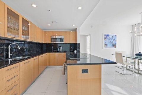 Снять в аренду кондоминиум в Майами-Бич, Флорида 2 спальни, 118.91м2, № 2025260 - фото 19