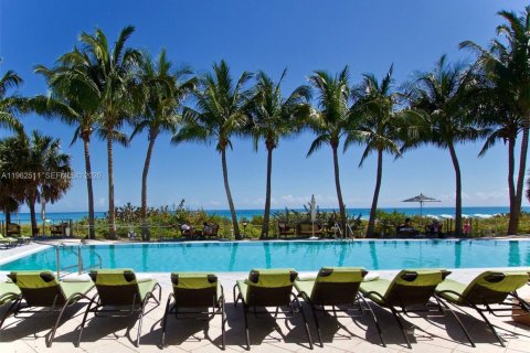 Снять в аренду кондоминиум в Майами-Бич, Флорида 2 спальни, 118.91м2, № 2025260 - фото 25