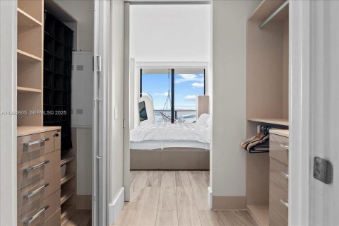 Copropriété à louer à Miami, Floride: 3 chambres, 103.12 m2 № 1976691 - photo 13