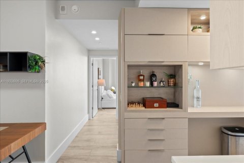 Copropriété à louer à Miami, Floride: 3 chambres, 103.12 m2 № 1976691 - photo 19