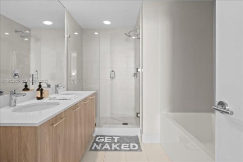 Copropriété à louer à Miami, Floride: 3 chambres, 103.12 m2 № 1976691 - photo 8