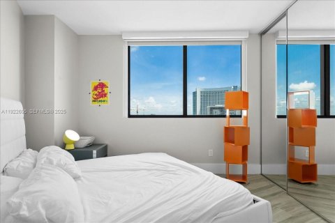 Copropriété à louer à Miami, Floride: 3 chambres, 103.12 m2 № 1976691 - photo 30