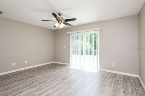 Villa ou maison à louer à Kissimmee, Floride: 3 chambres, 176.51 m2 № 2389140 - photo 8