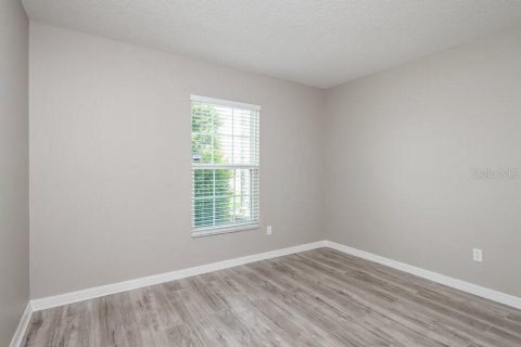 Villa ou maison à louer à Kissimmee, Floride: 3 chambres, 176.51 m2 № 2389140 - photo 11