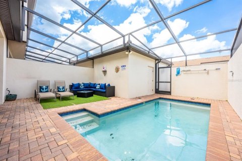 Adosado en venta en Kissimmee, Florida, 4 dormitorios, 195.28 m2 № 1884694 - foto 3