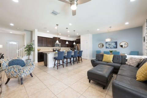 Adosado en venta en Kissimmee, Florida, 4 dormitorios, 195.28 m2 № 1884694 - foto 4