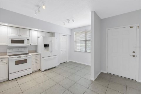 Condo in Largo, Florida, 2 bedrooms  № 1849894 - photo 29