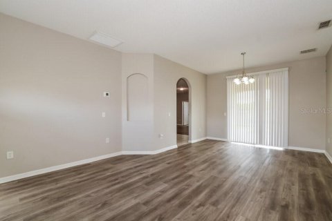 Casa en alquiler en Kissimmee, Florida, 4 dormitorios, 160.81 m2 № 1905201 - foto 3