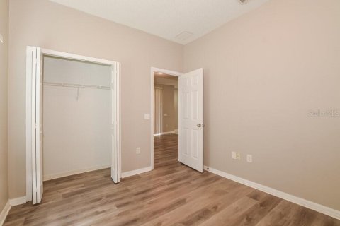 Casa en alquiler en Kissimmee, Florida, 4 dormitorios, 160.81 m2 № 1905201 - foto 10