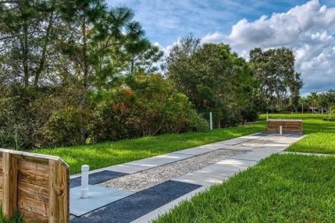 House in Sarasota, Florida 2 bedrooms, 155.15 sq.m. № 1857783 - photo 28