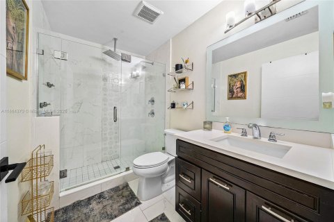 House in Delray Beach, Florida 4 bedrooms, 126.63 sq.m. № 1892587 - photo 16