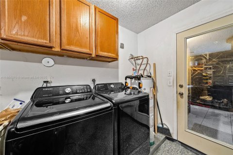 House in Delray Beach, Florida 4 bedrooms, 126.63 sq.m. № 1892587 - photo 19