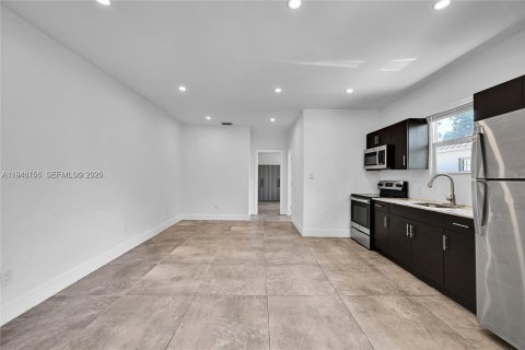 Снять в аренду виллу или дом в Майами, Флорида 3 спальни, 206.61м2, № 2009204 - фото 7