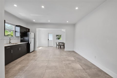 Снять в аренду виллу или дом в Майами, Флорида 3 спальни, 206.61м2, № 2009204 - фото 6