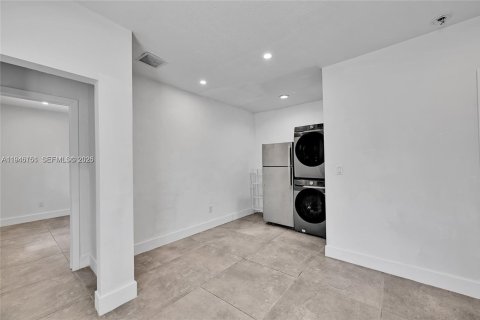 Снять в аренду виллу или дом в Майами, Флорида 3 спальни, 206.61м2, № 2009204 - фото 13