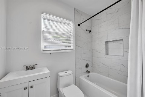 Снять в аренду виллу или дом в Майами, Флорида 3 спальни, 206.61м2, № 2009204 - фото 9