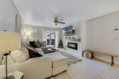 Condominio en venta en Altamonte Springs, Florida, 3 dormitorios, 103.31 m2 № 1915014 - foto 5