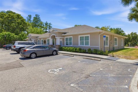 Commercial property in Tampa, Florida 464.51 sq.m. № 2109467 - photo 2