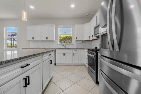 Villa ou maison à vendre à Punta Gorda, Floride: 3 chambres, 201.04 m2 № 2314601 - photo 8