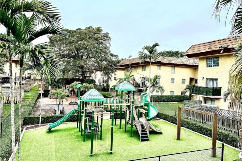 Condominio en venta en Miami, Florida, 1 dormitorio, 74.41 m2 № 1764655 - foto 15