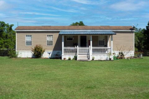 House in Ocala, Florida 4 bedrooms, 211.82 sq.m. № 1728857 - photo 29