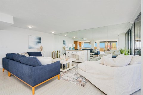 Copropriété à vendre à Daytona Beach, Floride: 2 chambres, 224.82 m2 № 2204706 - photo 4