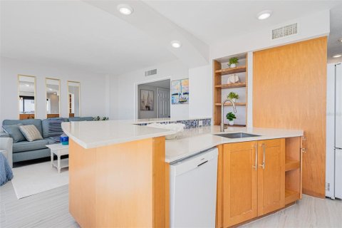 Copropriété à vendre à Daytona Beach, Floride: 2 chambres, 224.82 m2 № 2204706 - photo 12