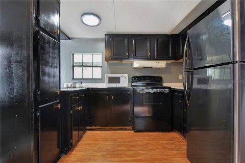 Appartement à louer à Polk City, Floride: 2 chambres, 78.04 m2 № 2387660 - photo 8