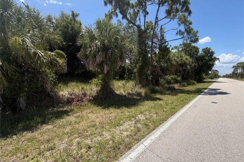 Terrain à vendre à Port Charlotte, Floride № 2229505 - photo 2