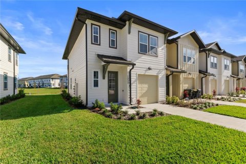 Townhouse in Davenport, Florida 3 bedrooms, 139.35 sq.m. № 1351452 - photo 27